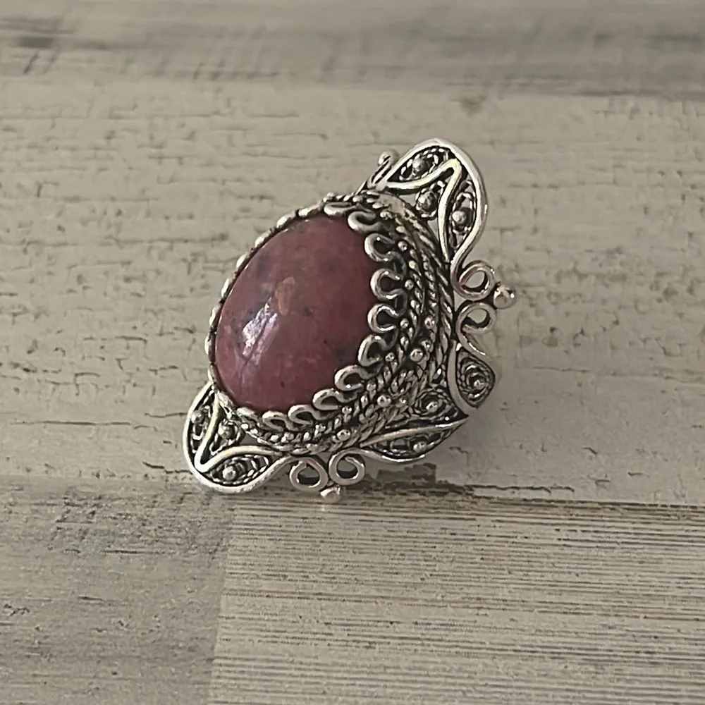 DGS Silver Rhodonite Statement Ring. - Picture 4 of 5
